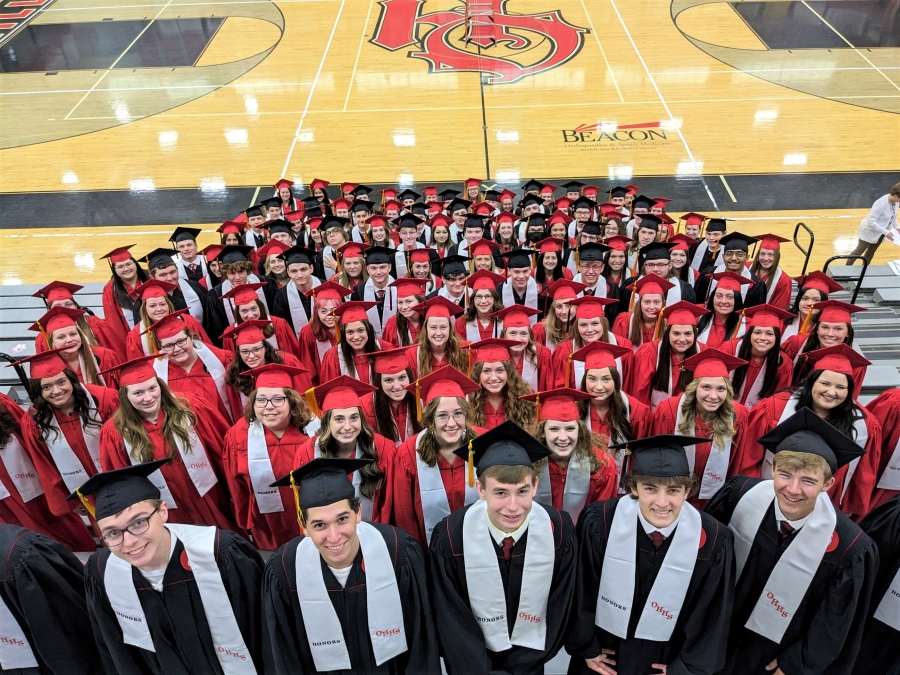 Bravo! 137 OHHS seniors earn Highest Honors